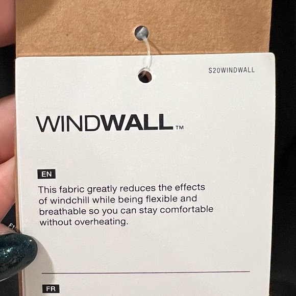 The North Face Black Light Windbreaker Jacket - Picture 6 of 6